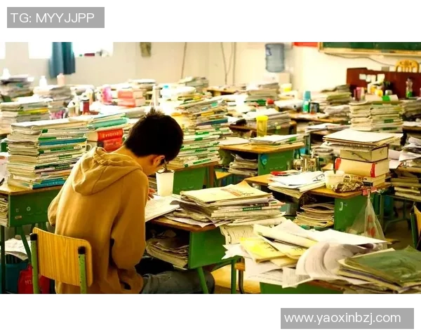 陈军独家分享排球心得与技巧助你提升球技的全面指南 陈军独家分享排球心得与技巧助你提升球技的全面指南